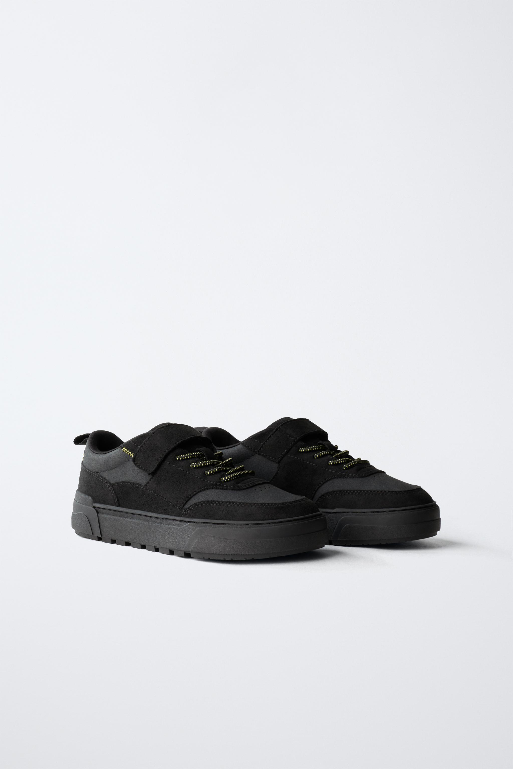 CHUNKY SNEAKERS
